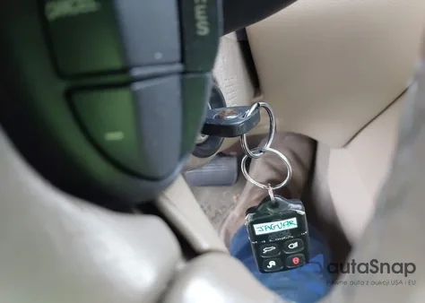 1998 Jaguar Xj8 z USA, uszkodzony, nr VIN SAJHX1241WC821895